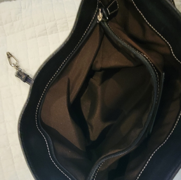 Coach Hamilton Leather bag with Silver Clip - Picture 15 of 16